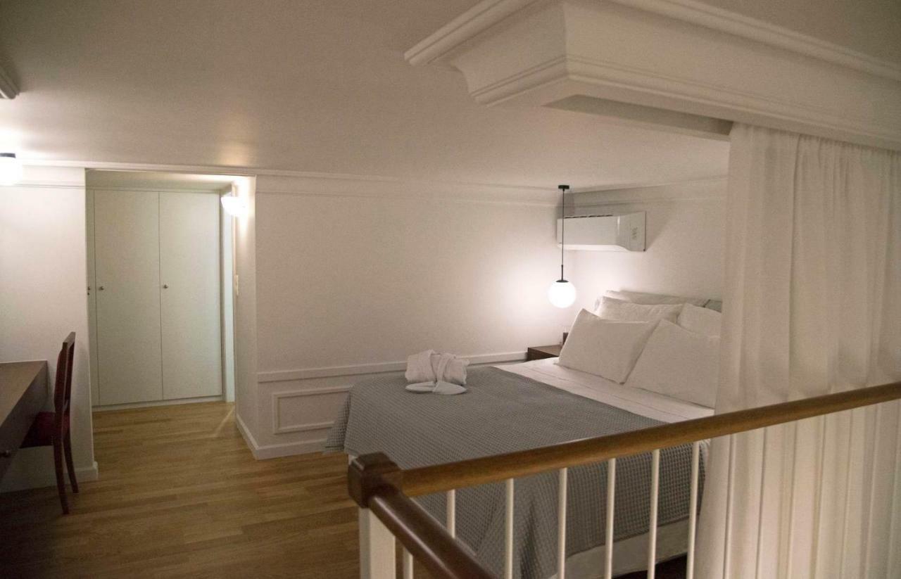 Four Streets Athens - Luxury Suites Apartments In Athens Exterior photo