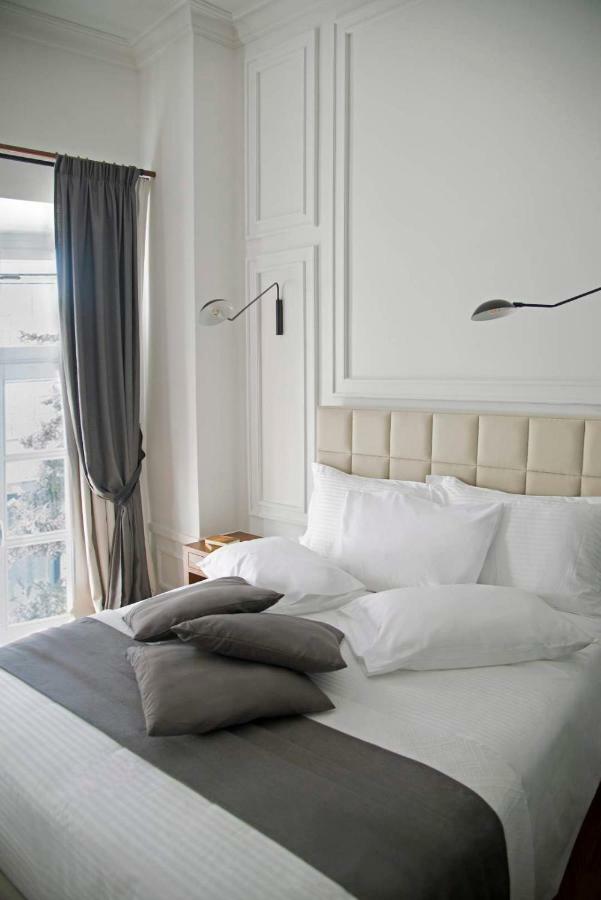 Four Streets Athens - Luxury Suites Apartments In Athens Exterior photo